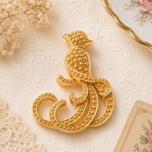 Vintage Gold Tone Bird of Paradise Figural Brooch Pin